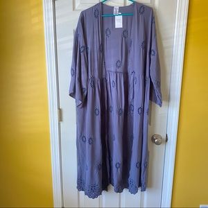 Time and Tru boho Grey Kimono